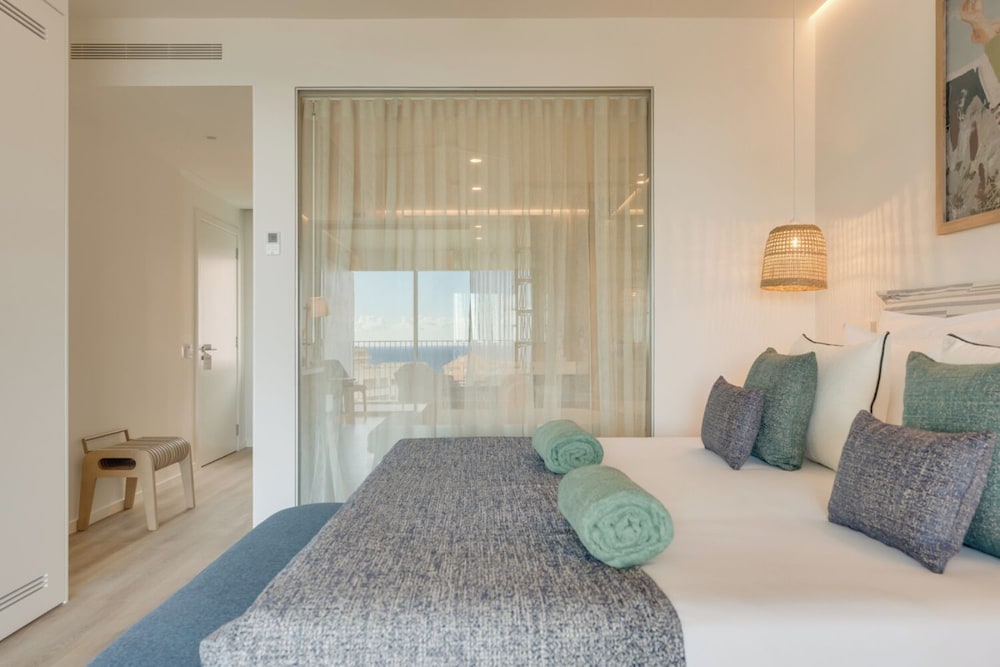 The Editory Ocean Way Funchal — Hotel rooms in Funchal, Madeira