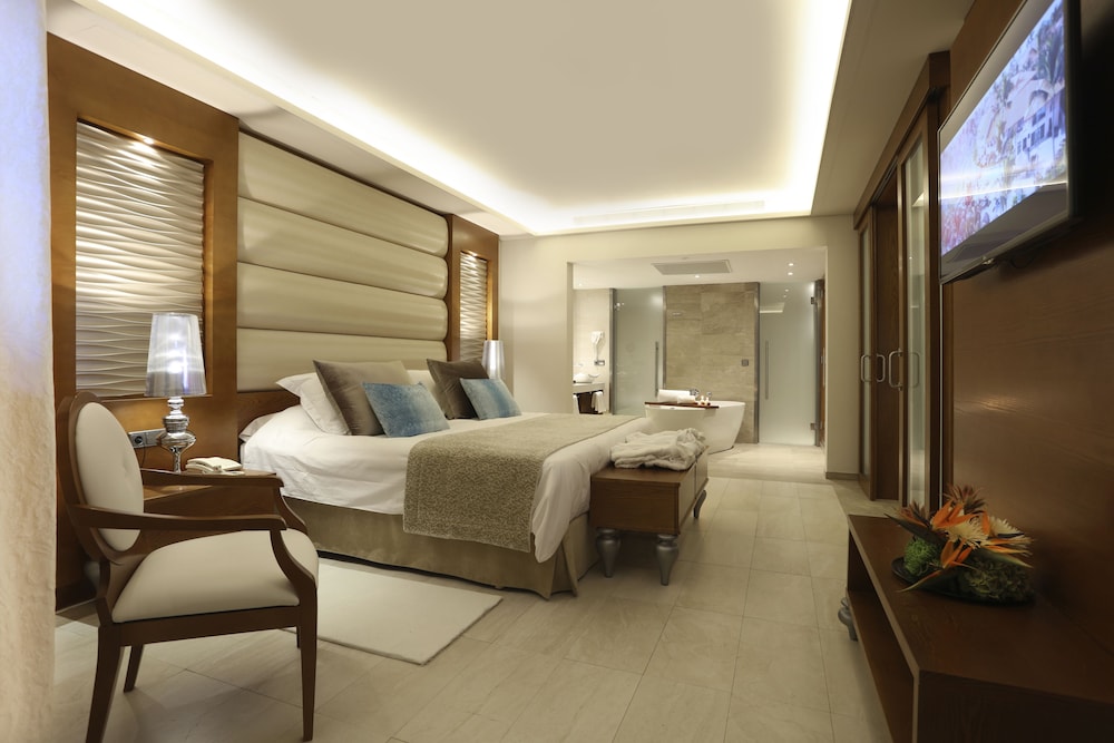 Majestic Mirage Punta Cana, All Suite Resort - All Inclusive — Rooms in Bavaro, La Altagracia