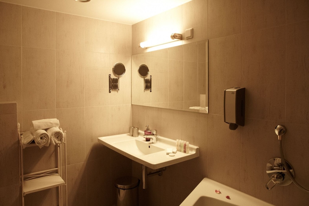 CRU Hotel - zdjęcie 5