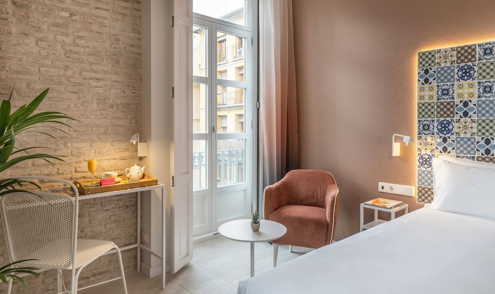 Axel Hotel Valencia – Adults Only — Hotel rooms in Valencia, Valencian Community