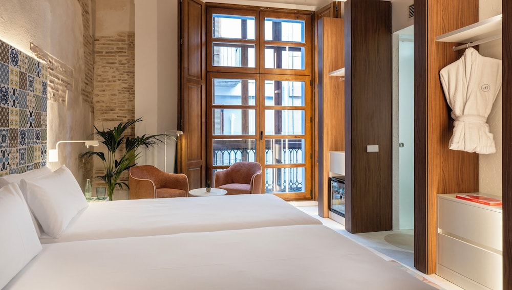 Axel Hotel Valencia – Adults Only — Hotel rooms in Valencia, Valencian Community