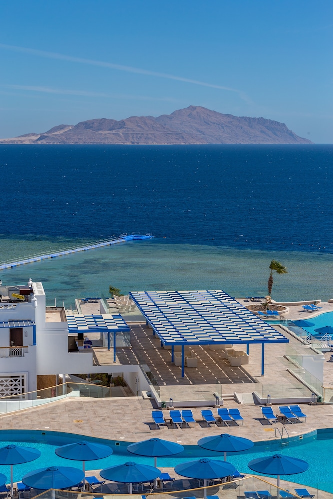 Pickalbatros Palace Sharm & Aqua Park - All inclusive — Hotel building in Sharm El Sheikh, Red Sea