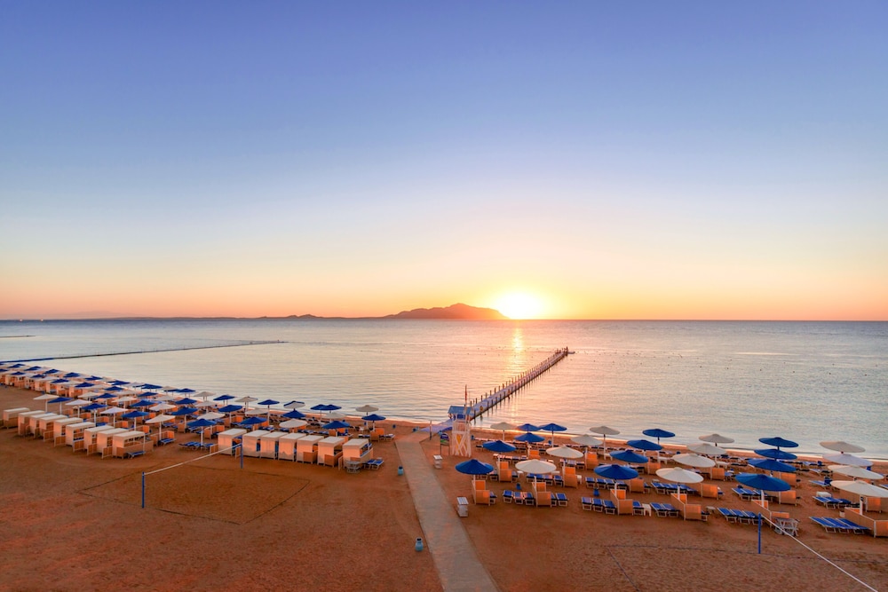 Pickalbatros Palace Sharm & Aqua Park - All inclusive — Beach in Sharm El Sheikh, Red Sea
