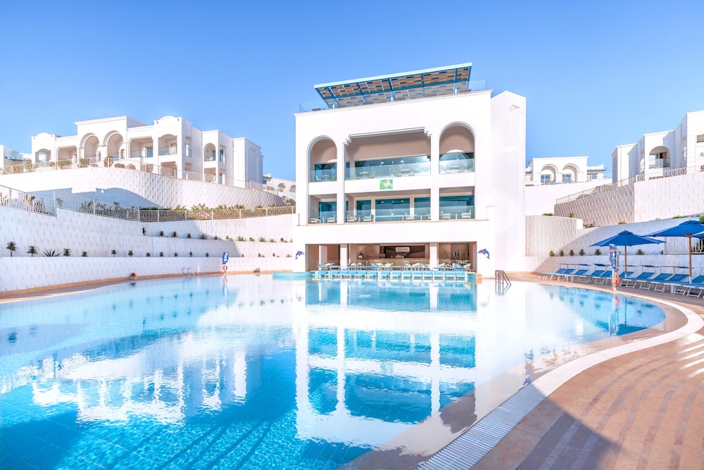 Pickalbatros Palace Sharm & Aqua Park - All inclusive — Swimming pool in Sharm El Sheikh, Red Sea