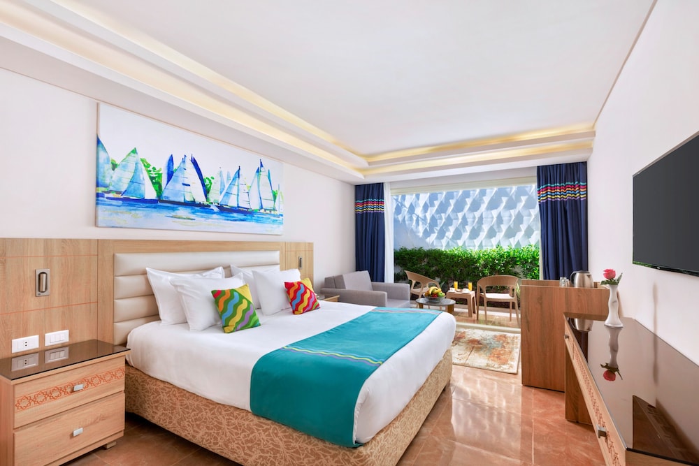 Pickalbatros Palace Sharm & Aqua Park - All inclusive — Hotel rooms in Sharm El Sheikh, Red Sea