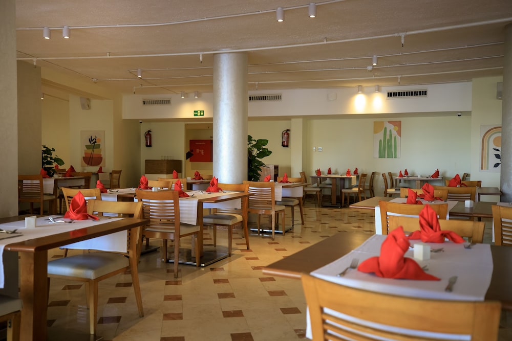 Amwaj Beach Club Abu Soma - All inclusive — Restaurant & bars in Safaga, Red Sea