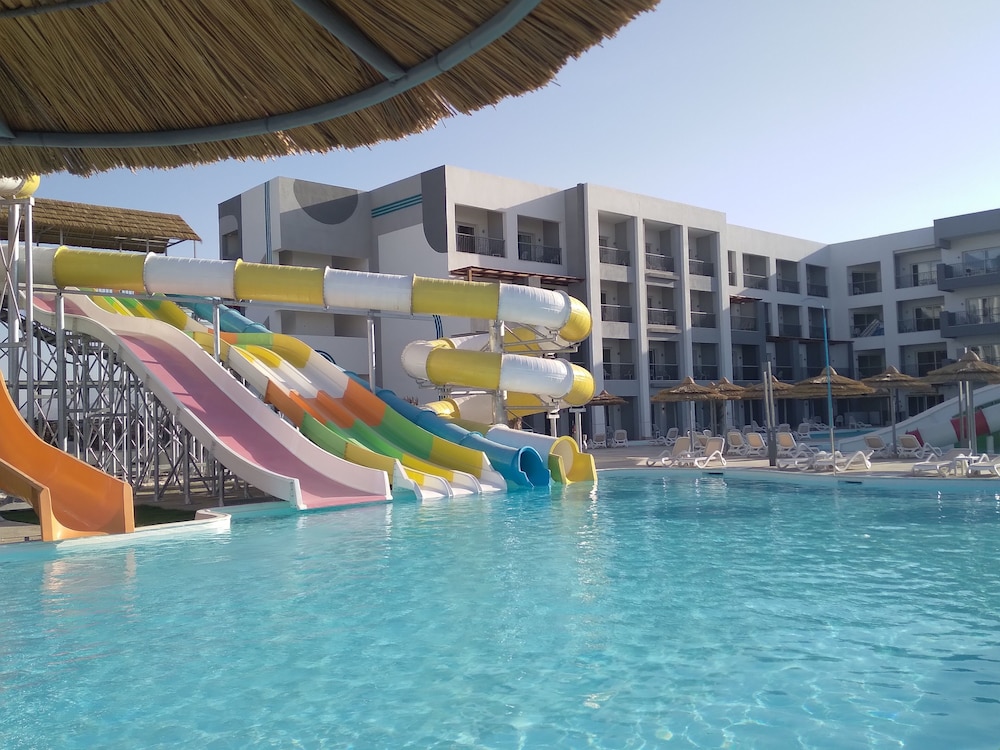 Amwaj Beach Club Abu Soma - All inclusive — Swimming pool in Safaga, Red Sea