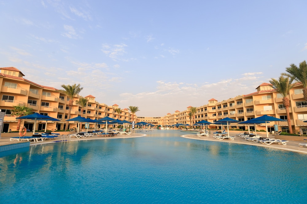 Amwaj Beach Club Abu Soma - All inclusive — Swimming pool in Safaga, Red Sea