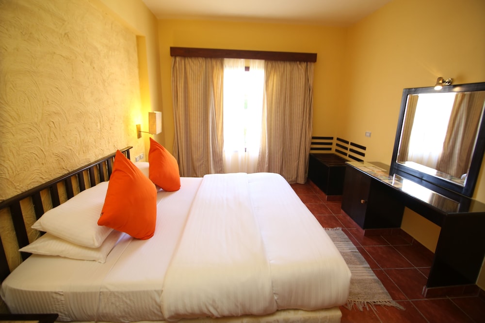 Tamra Beach Resort — Hotel rooms in Sharm El Sheikh, Red Sea