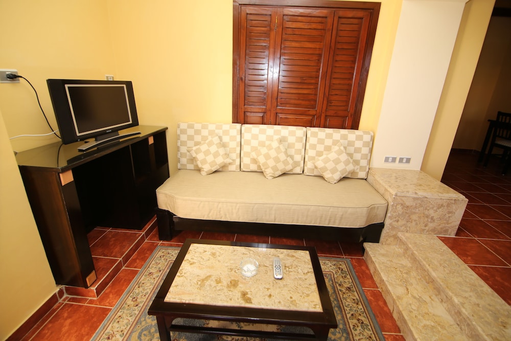 Tamra Beach Resort — Hotel rooms in Sharm El Sheikh, Red Sea