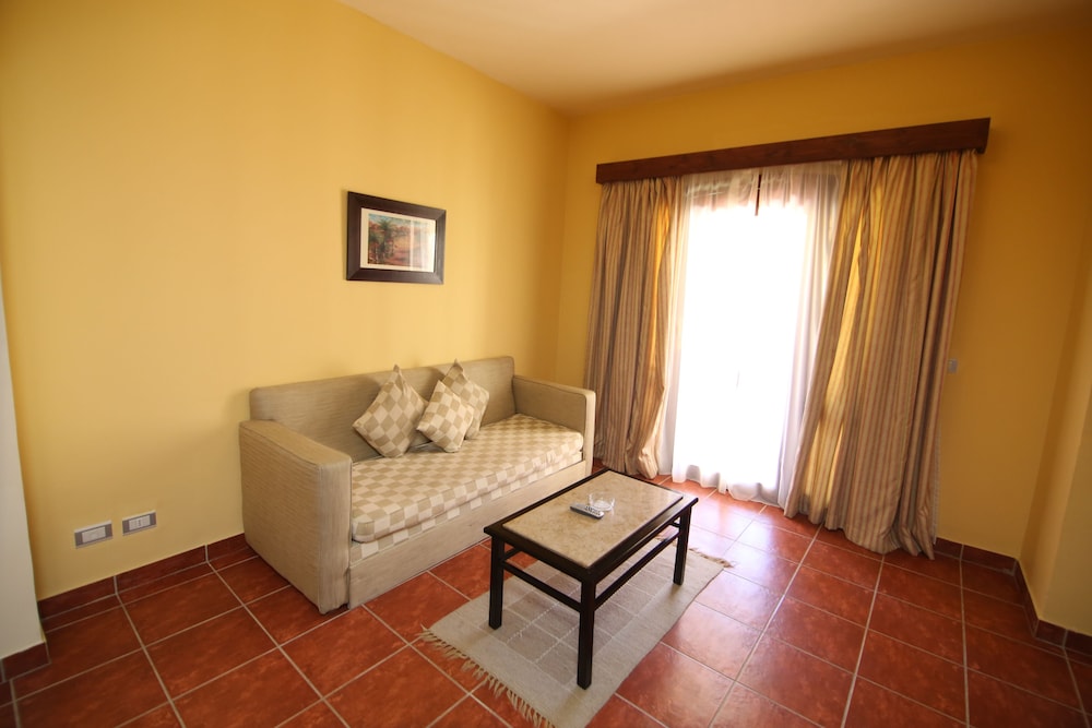 Tamra Beach Resort — Hotel rooms in Sharm El Sheikh, Red Sea