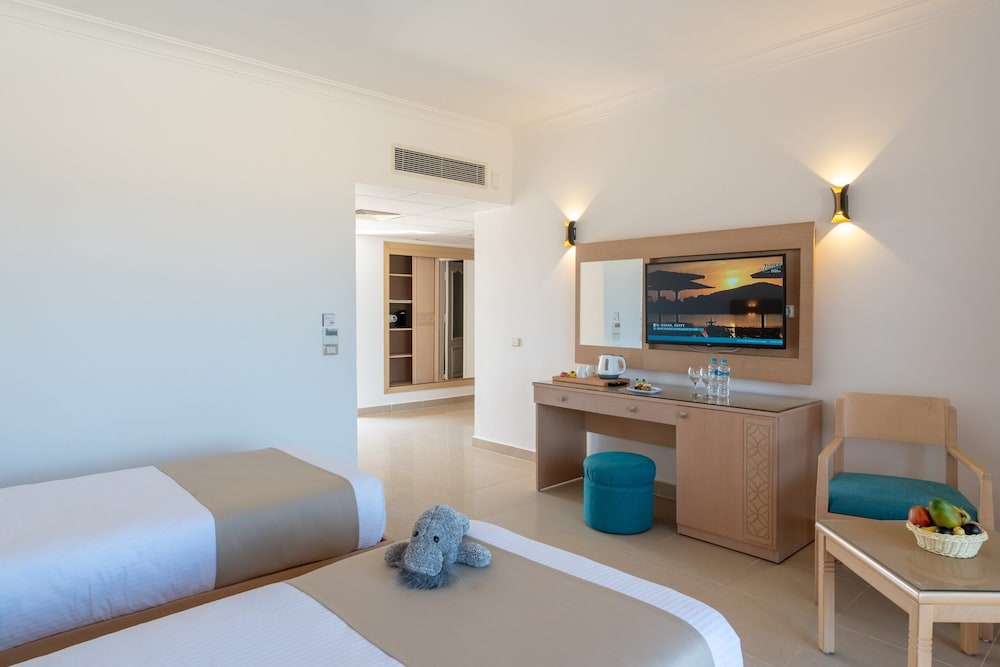 Three Corners Happy Life Beach Resort - All Inclusive — Hotel rooms in Marsa Alam, Red Sea