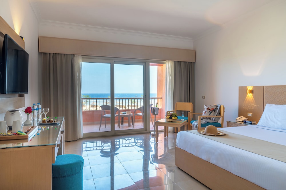 Three Corners Happy Life Beach Resort - All Inclusive — Hotel rooms in Marsa Alam, Red Sea