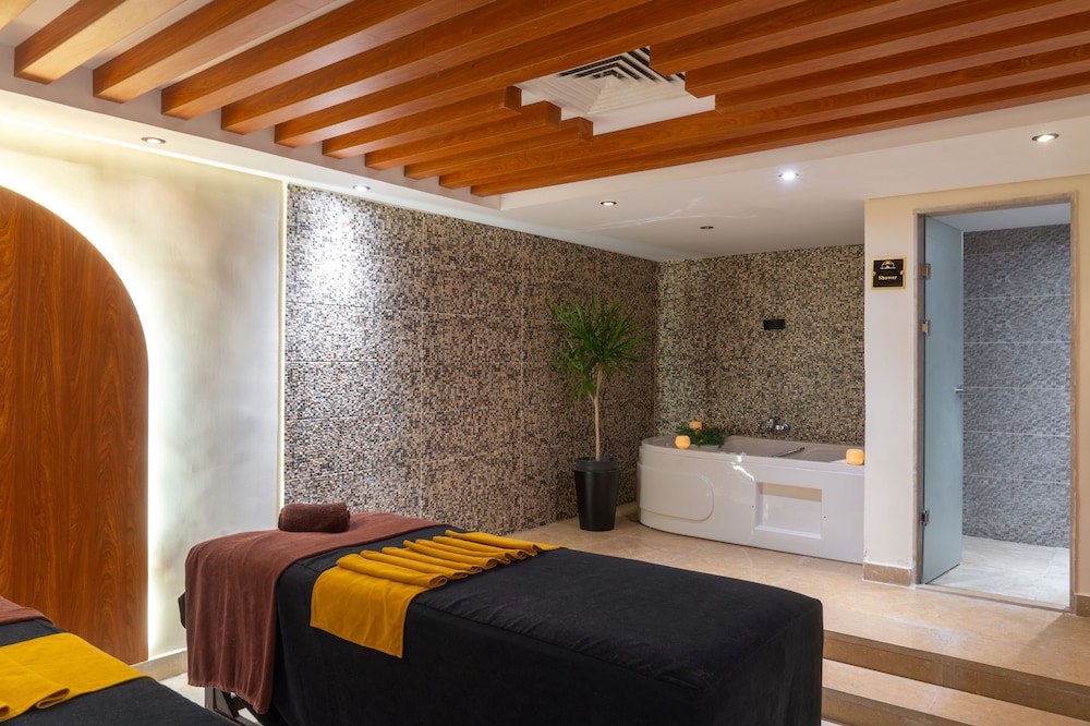 Three Corners Happy Life Beach Resort - All Inclusive — Hotel rooms in Marsa Alam, Red Sea