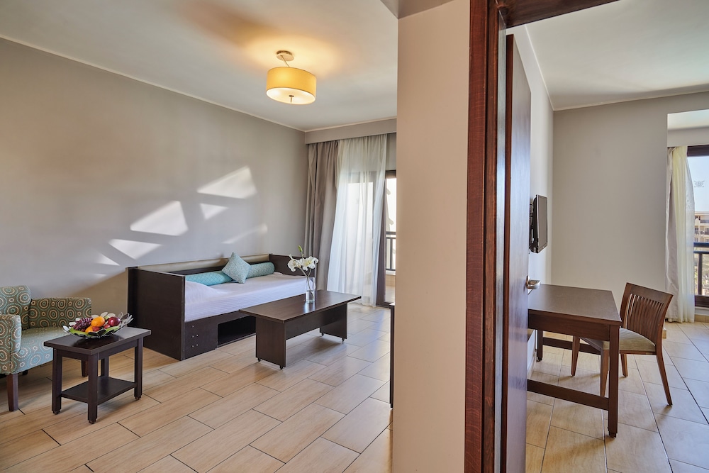 Steigenberger Aqua Magic Hotel — Hotel rooms in Hurghada, Red Sea