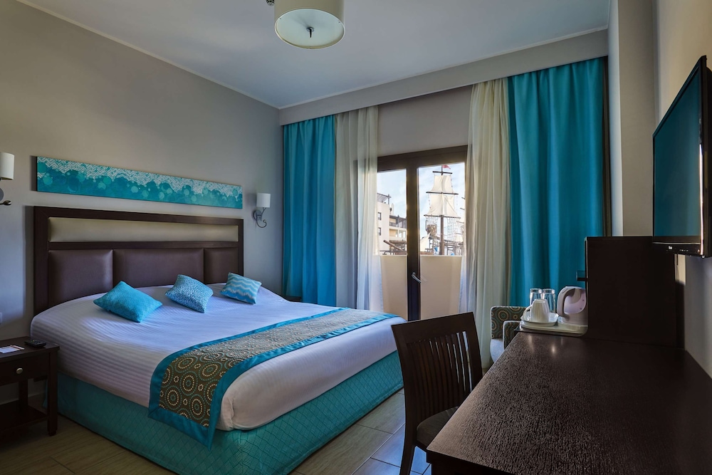 Steigenberger Aqua Magic Hotel — Hotel rooms in Hurghada, Red Sea