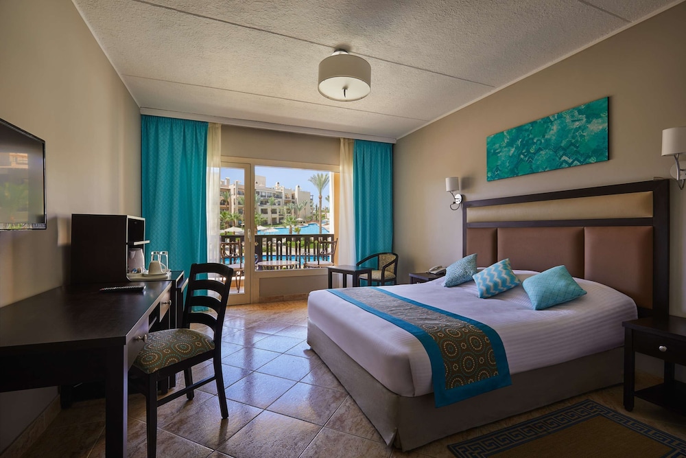 Steigenberger Aqua Magic Hotel — Hotel rooms in Hurghada, Red Sea