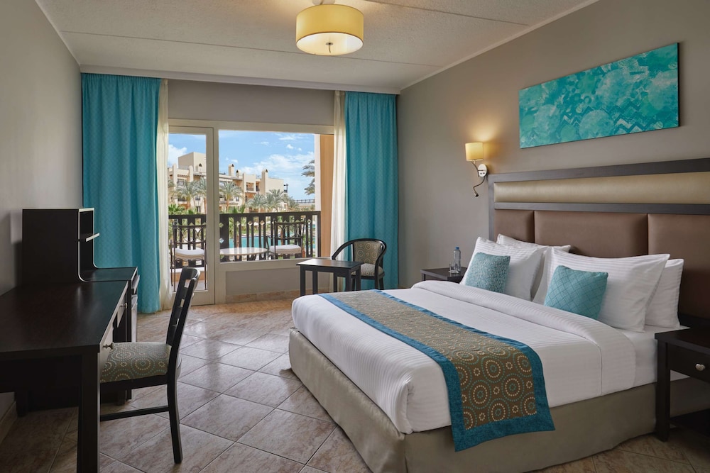Steigenberger Aqua Magic Hotel — Hotel rooms in Hurghada, Red Sea