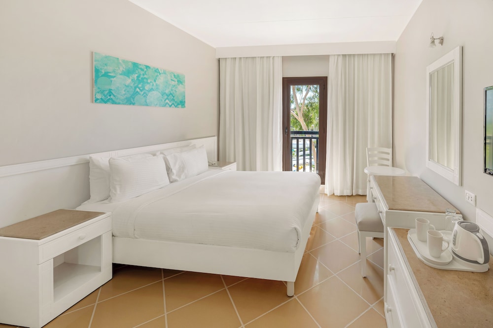 Steigenberger Aqua Magic Hotel — Hotel rooms in Hurghada, Red Sea