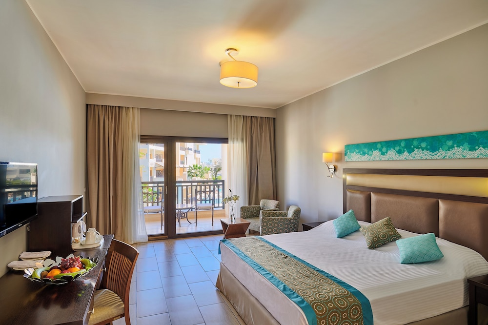 Steigenberger Aqua Magic Hotel — Hotel rooms in Hurghada, Red Sea