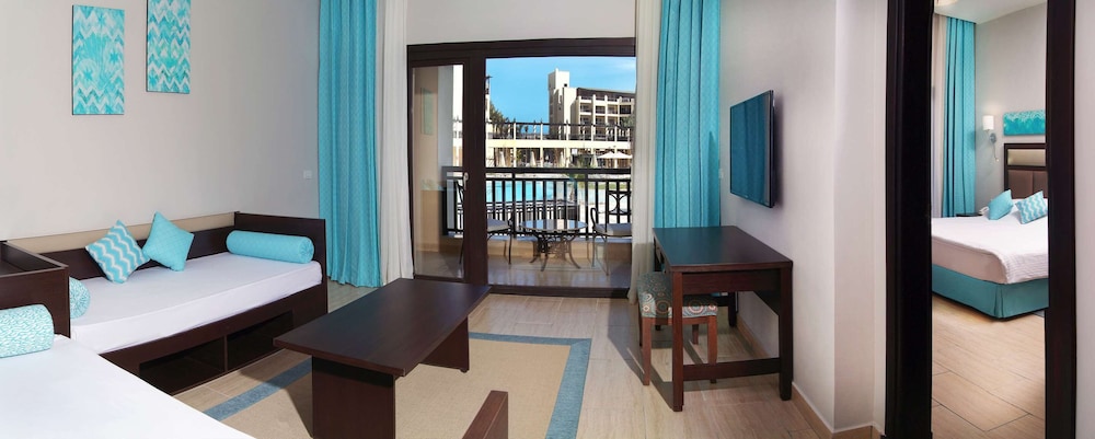 Steigenberger Aqua Magic Hotel — Hotel rooms in Hurghada, Red Sea