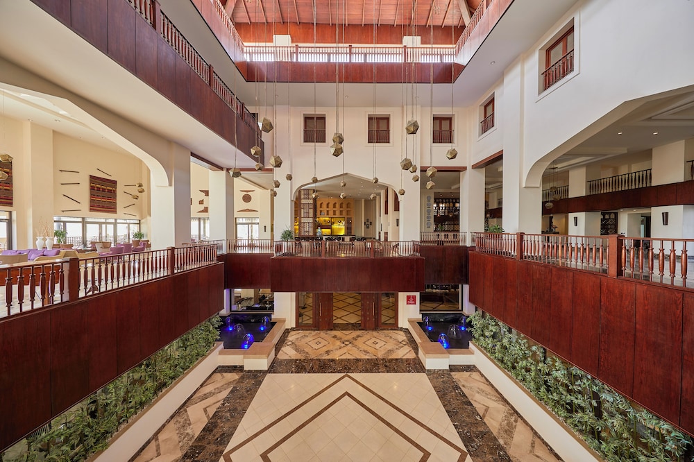Steigenberger Aqua Magic Hotel — Hotel building in Hurghada, Red Sea