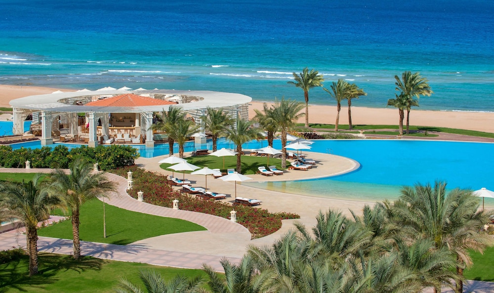 Baron Palace Sahl Hasheesh — Swimming pool in Sahl Hasheesh, Red Sea