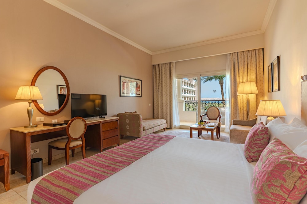 Baron Palace Sahl Hasheesh — Hotel rooms in Sahl Hasheesh, Red Sea