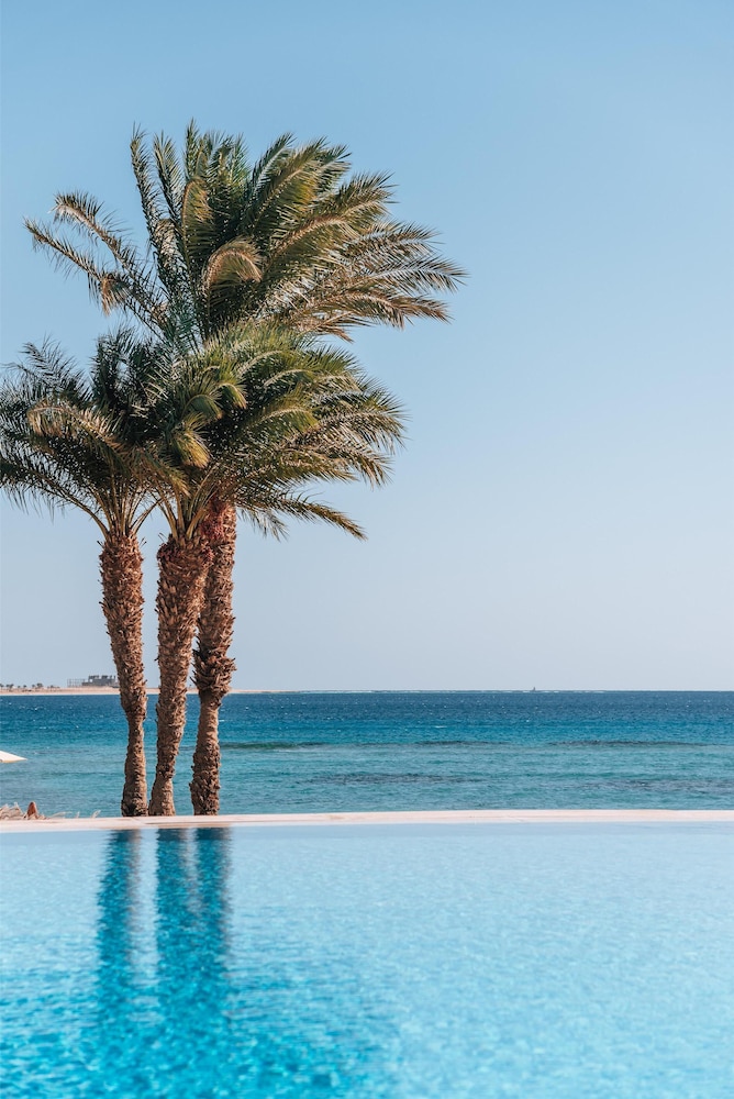 Baron Palace Sahl Hasheesh — Swimming pool in Sahl Hasheesh, Red Sea