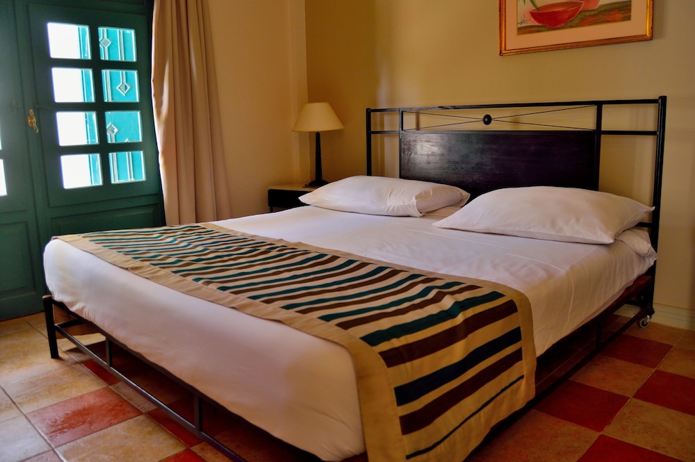 JAZ Neo Naama Bay — Hotel rooms in Sharm El Sheikh, Red Sea