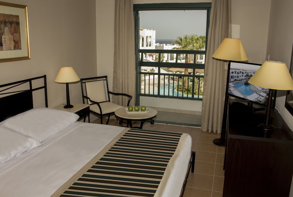 JAZ Neo Naama Bay — Hotel rooms in Sharm El Sheikh, Red Sea