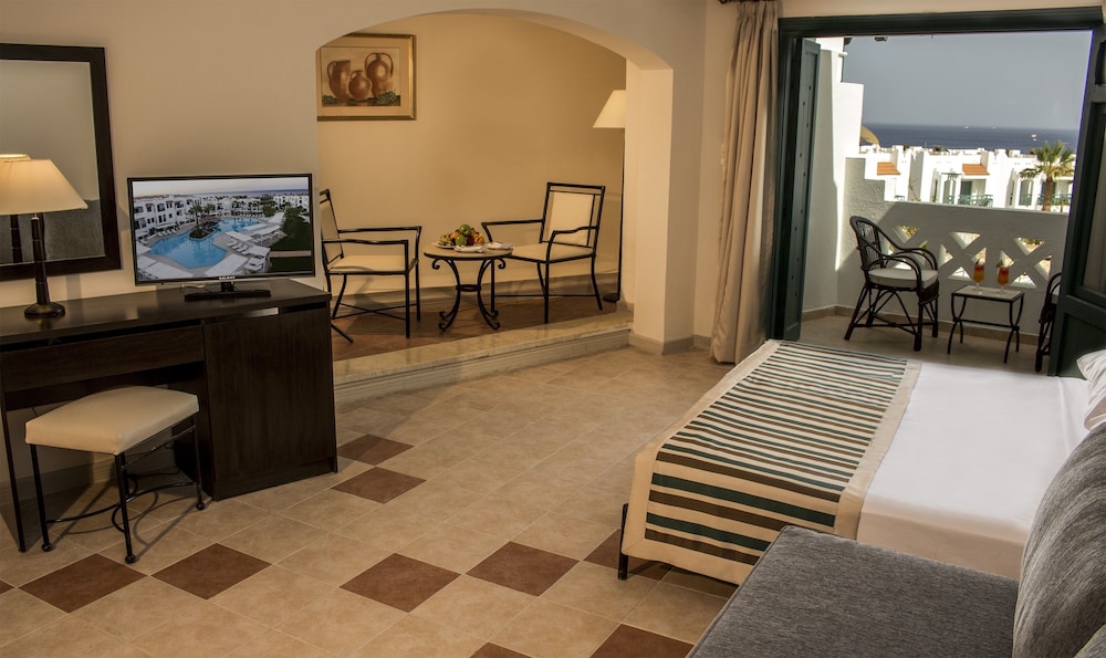 JAZ Neo Naama Bay — Hotel rooms in Sharm El Sheikh, Red Sea