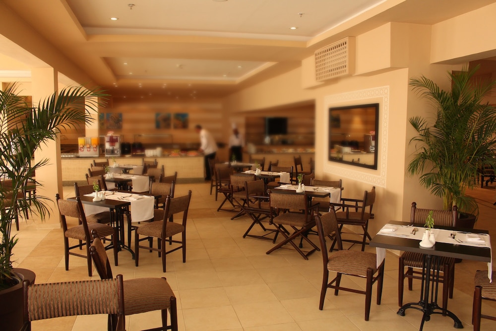 JAZ Neo Naama Bay — Restaurant & bars in Sharm El Sheikh, Red Sea