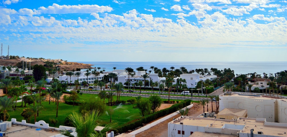 JAZ Neo Naama Bay — Hotel building in Sharm El Sheikh, Red Sea