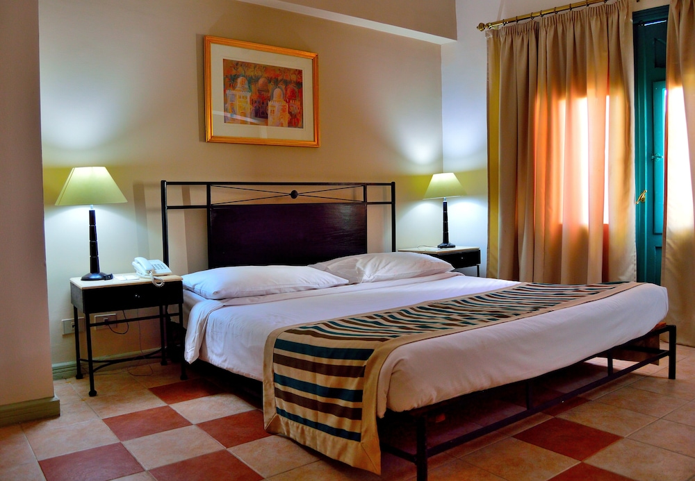 JAZ Neo Naama Bay — Hotel rooms in Sharm El Sheikh, Red Sea
