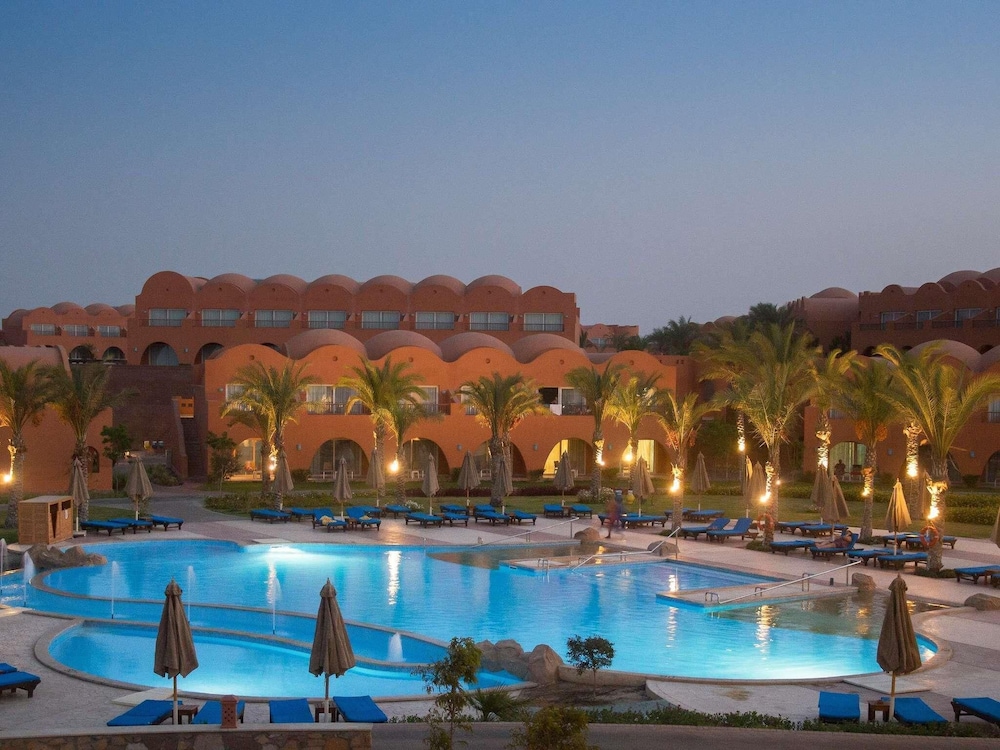 Novotel Marsa Alam Beach Resort — Swimming pool in El Quseir, Red Sea