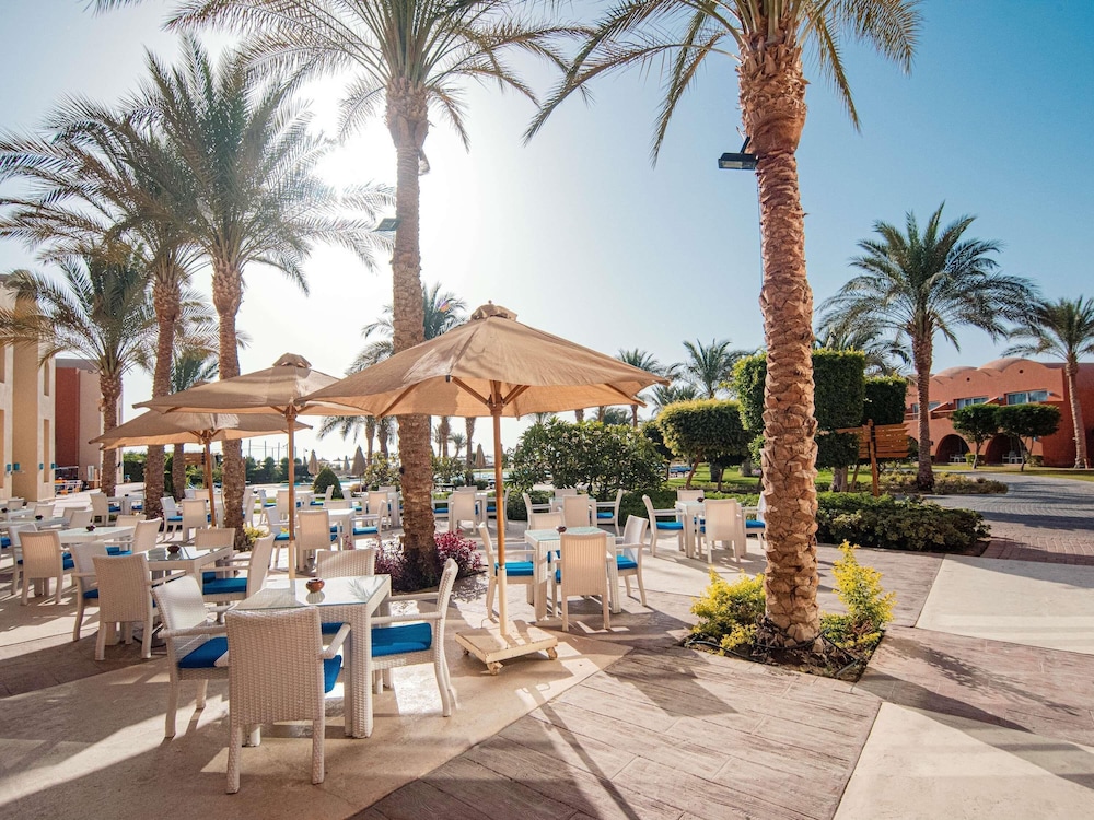 Novotel Marsa Alam Beach Resort — Restaurant & bars in El Quseir, Red Sea