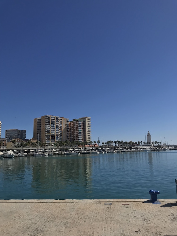 Hilton Garden Inn Malaga - zdjęcie 5
