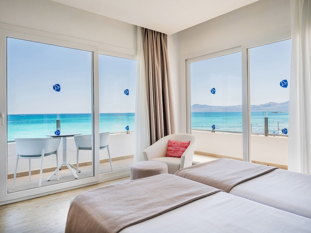 The Sea Hotel by Grupotel - Adults Only — Hotel rooms in Can Picafort, Balearic Islands