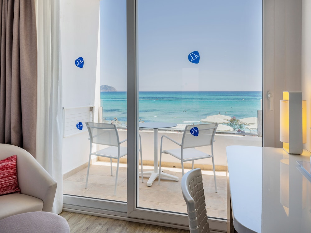 The Sea Hotel by Grupotel - Adults Only — Hotel rooms in Can Picafort, Balearic Islands