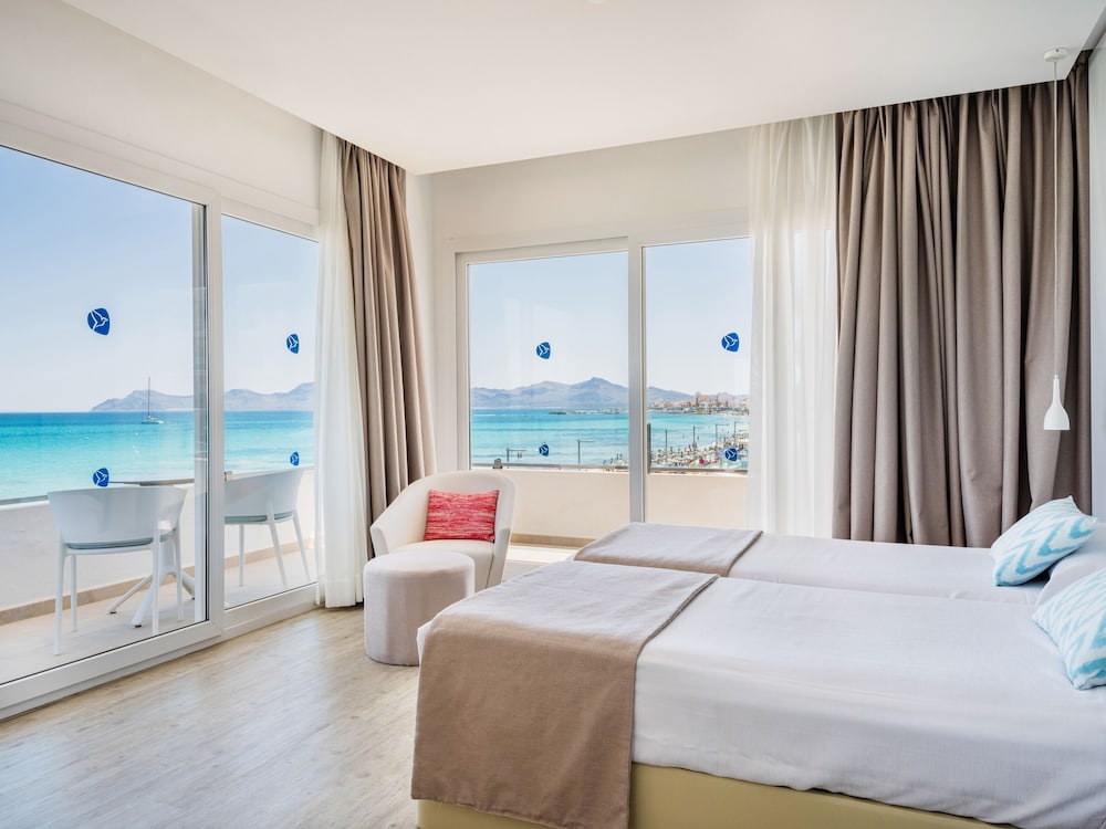 The Sea Hotel by Grupotel - Adults Only — Hotel rooms in Can Picafort, Balearic Islands