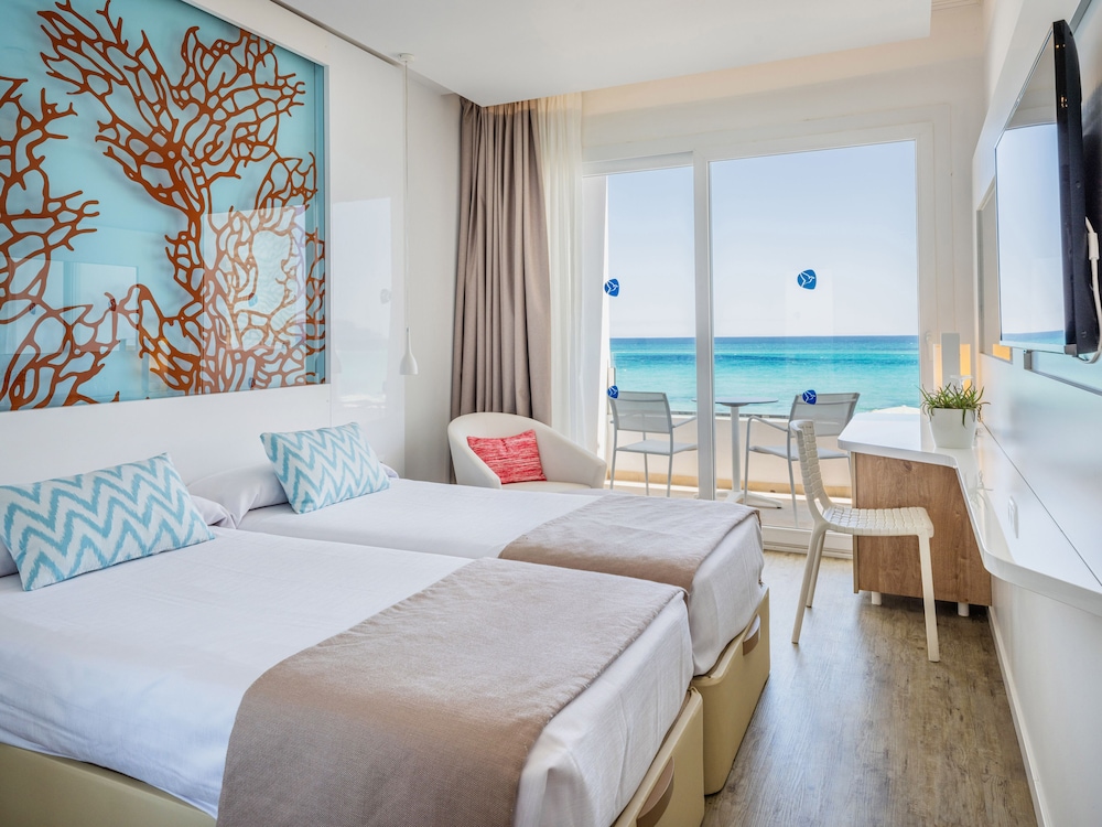 The Sea Hotel by Grupotel - Adults Only — Hotel rooms in Can Picafort, Balearic Islands