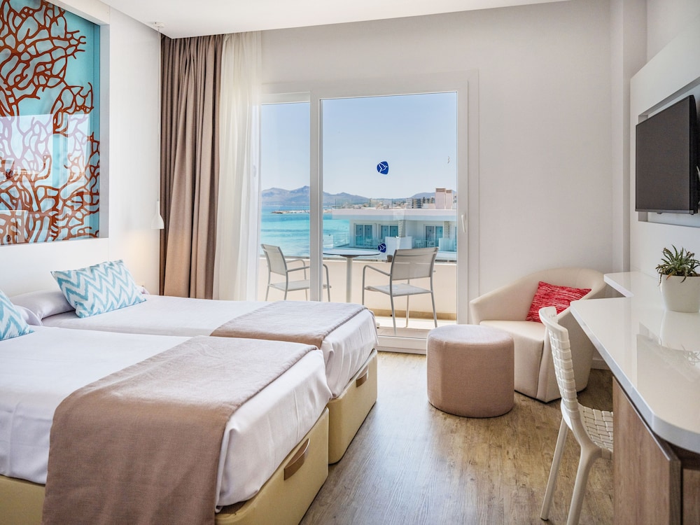 The Sea Hotel by Grupotel - Adults Only — Hotel rooms in Can Picafort, Balearic Islands