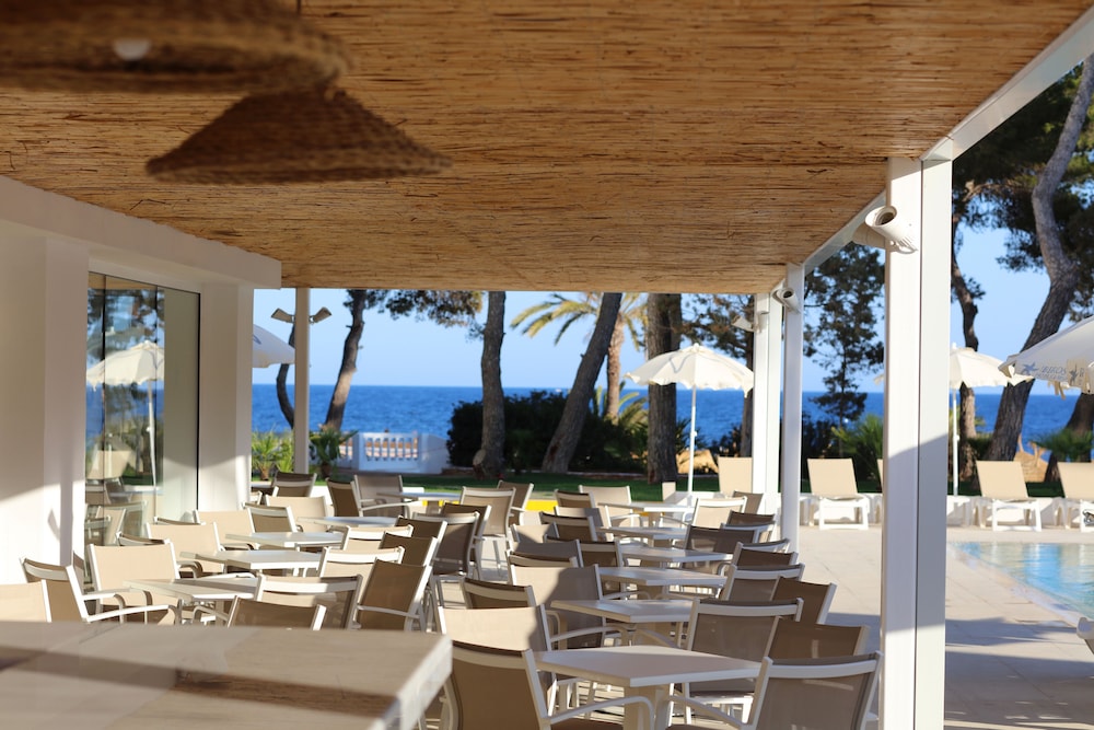 Iberostar Selection Santa Eulalia Ibiza - Adults-Only — Restaurant & bars in Santa Eulalia, Balearic Islands