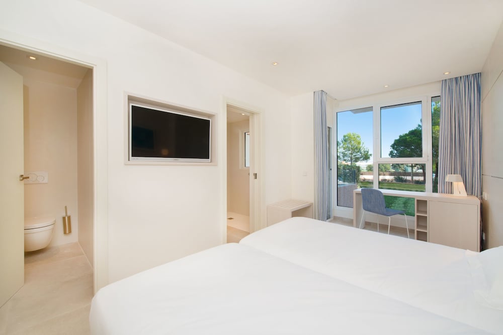 Iberostar Selection Santa Eulalia Ibiza - Adults-Only — Hotel rooms in Santa Eulalia, Balearic Islands