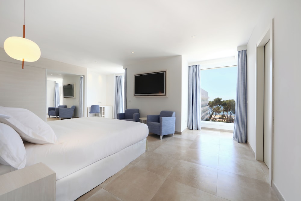 Iberostar Selection Santa Eulalia Ibiza - Adults-Only — Hotel rooms in Santa Eulalia, Balearic Islands