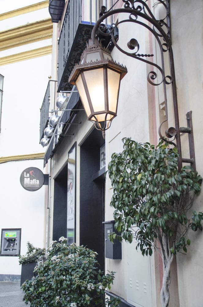 Hotel Duquesa — Hotel building in Seville, Andalusia