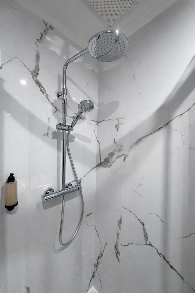 Hotel Duquesa — Hotel rooms in Seville, Andalusia