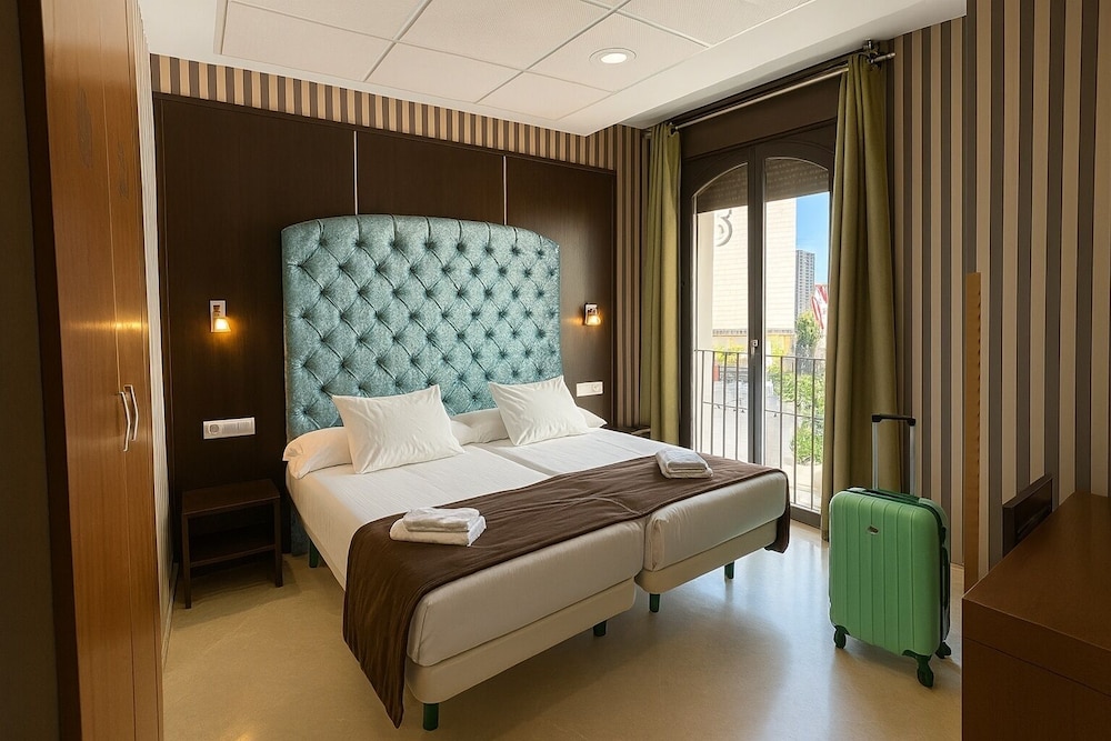Hotel Duquesa — Hotel rooms in Seville, Andalusia