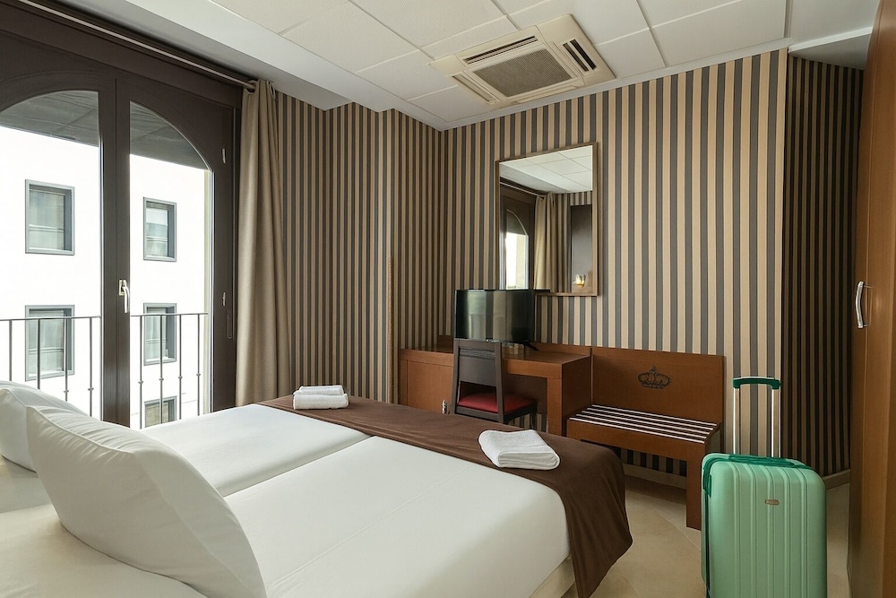 Hotel Duquesa — Hotel rooms in Seville, Andalusia